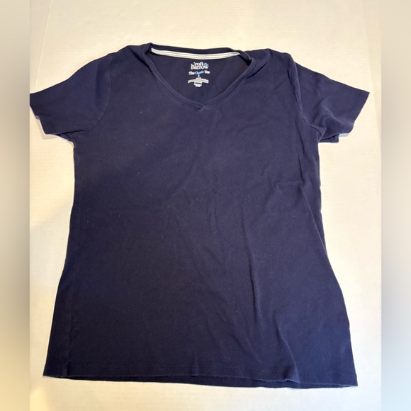 croft & barrow Tops - Women’s Small Navy Croft & Barrow Vneck Short Sleeve Tshirt